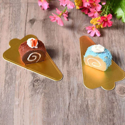 Cake Pastry Board – Triangle Gold (4.5 x 3)